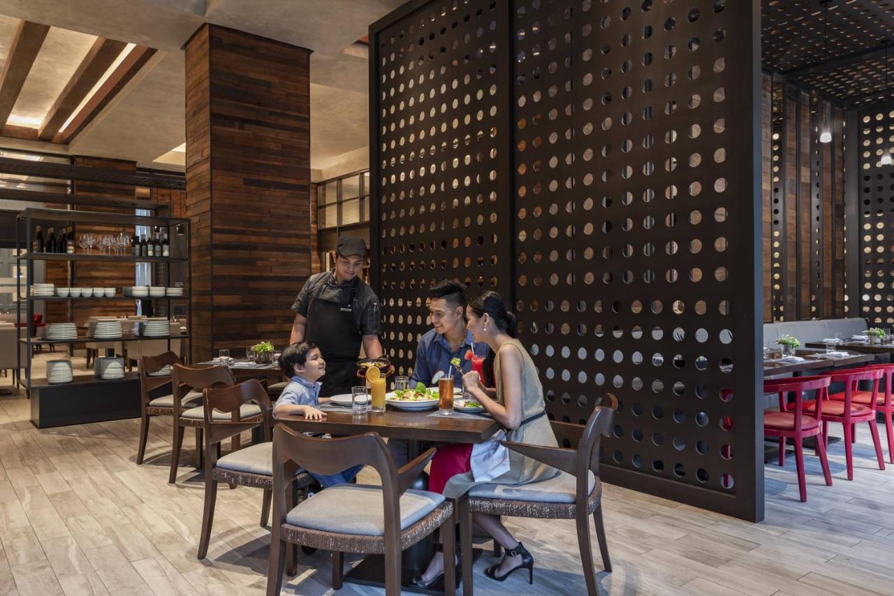 Clark Marriott Hotel Mabalacat Exteriér fotografie